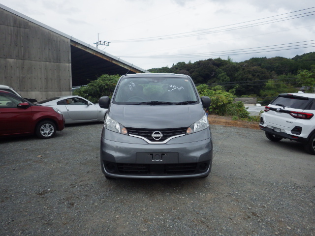 Nissan NV200 2022