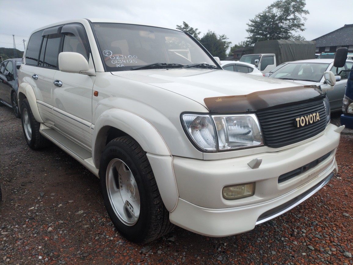 Toyota Land Cruiser 100 2001