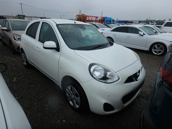 Nissan March 2022