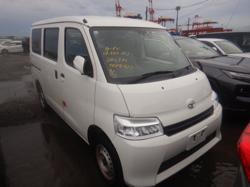 Toyota Town ace Van 2022