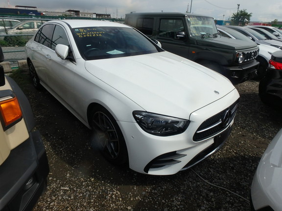 Mercedes Benz E-Class 2022