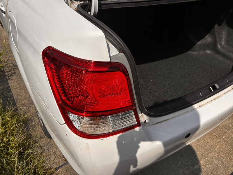 Toyota Corolla Axio 2013
