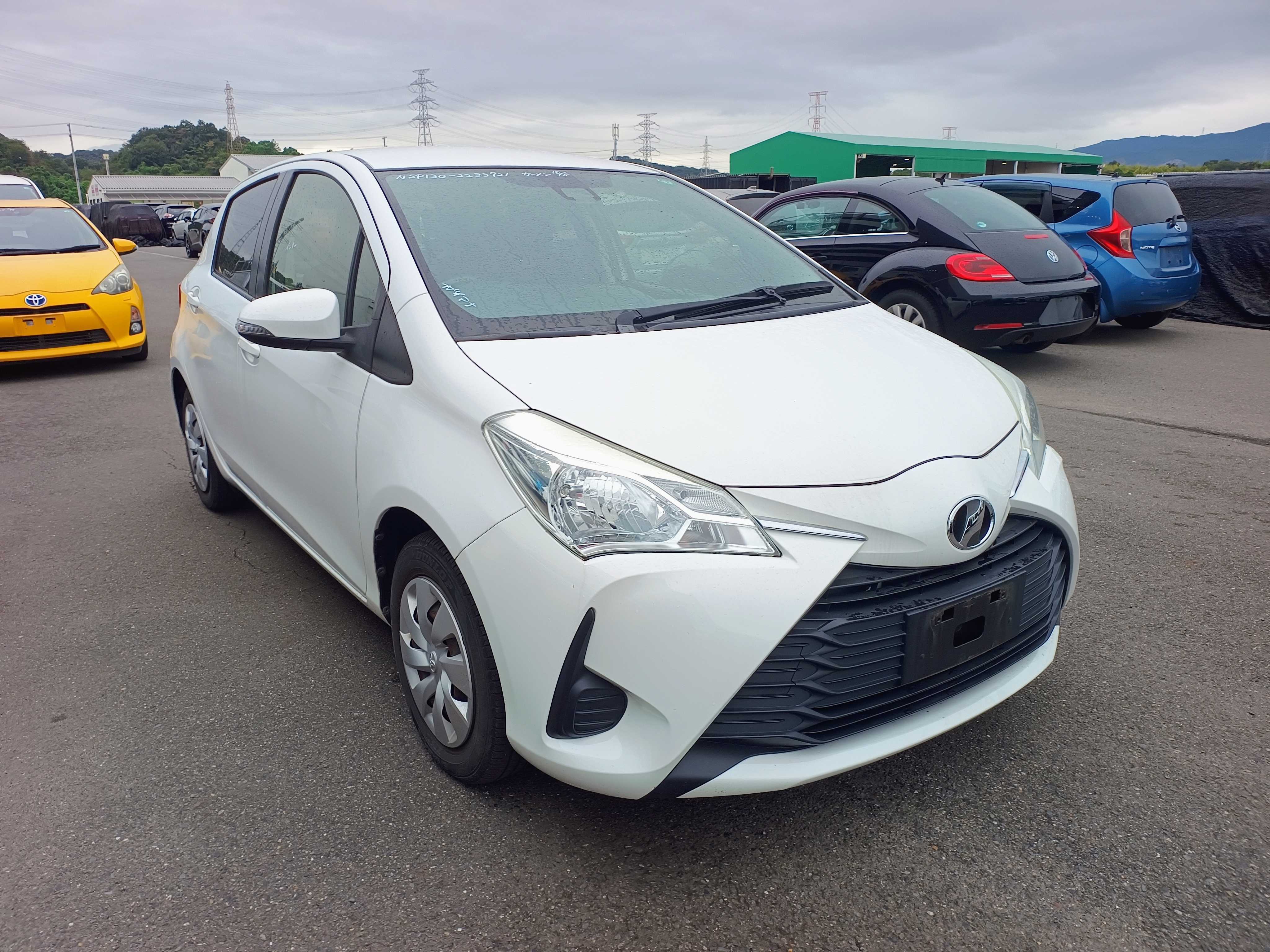 Toyota Vitz 2016
