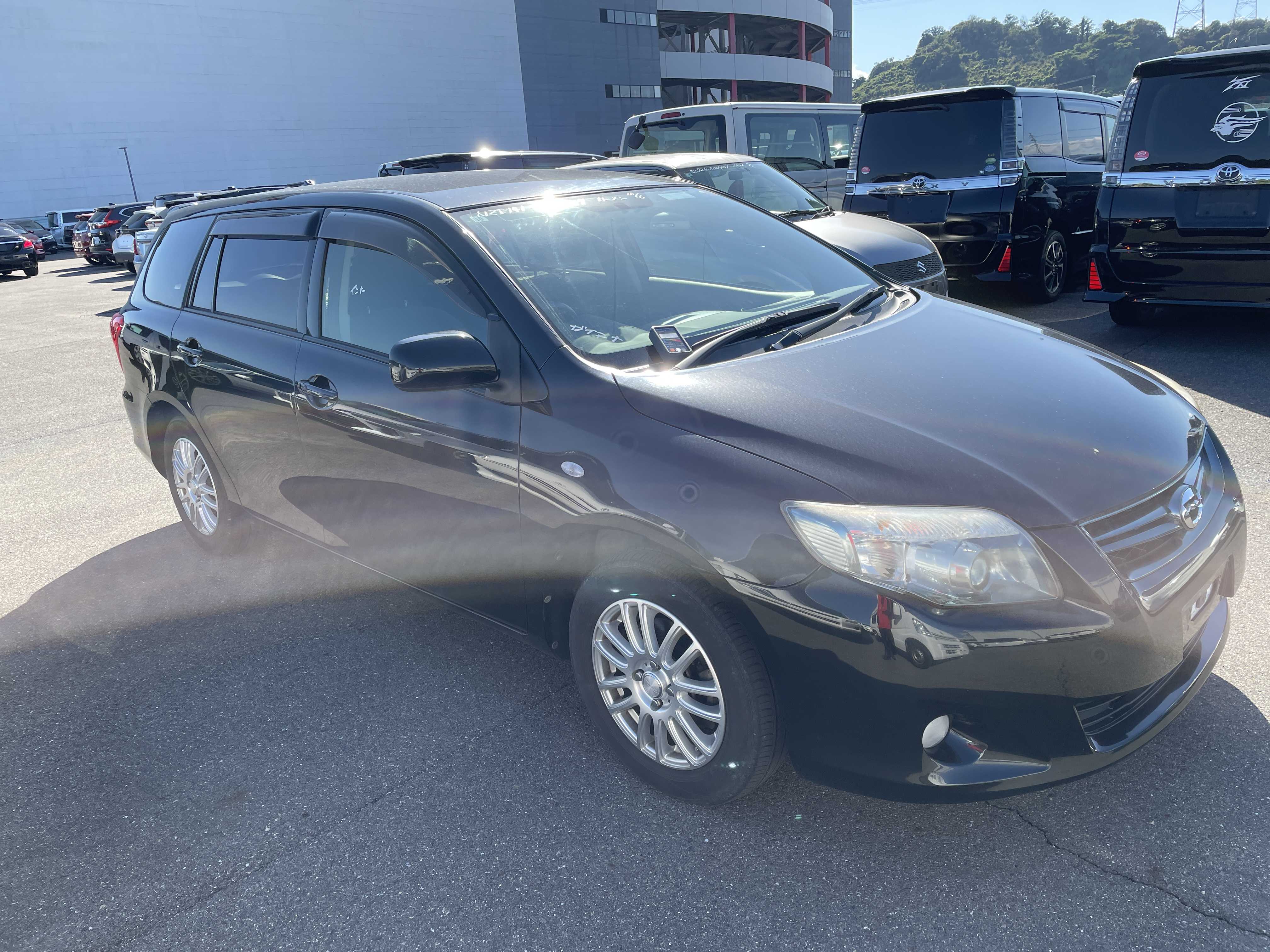 Toyota Corolla Fielder 2011