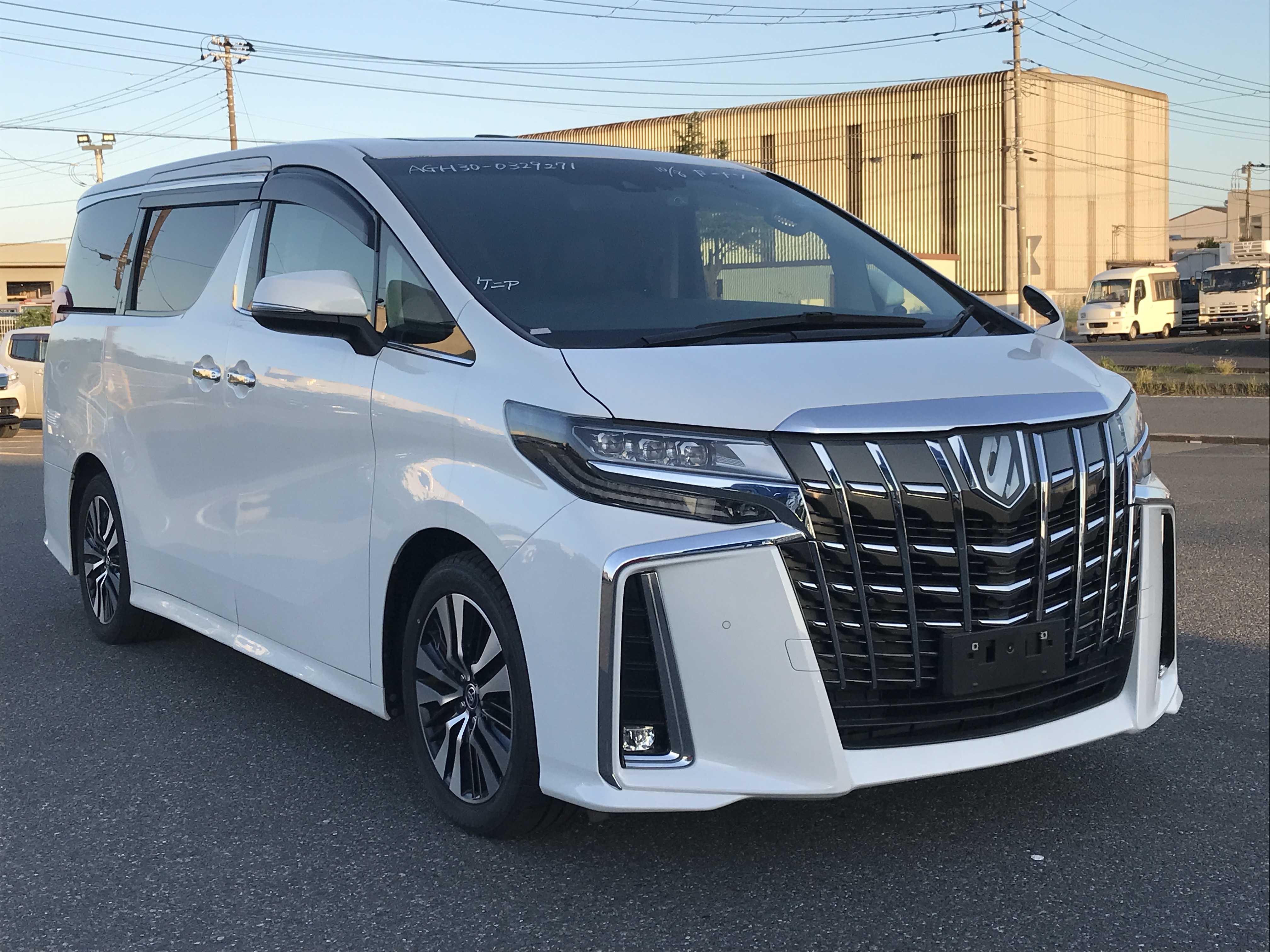 Toyota Alphard 2020