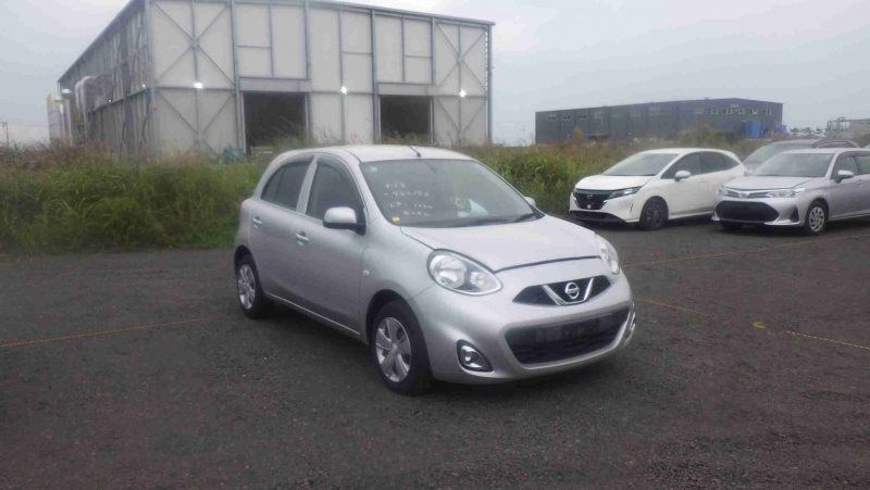 Nissan March 2020