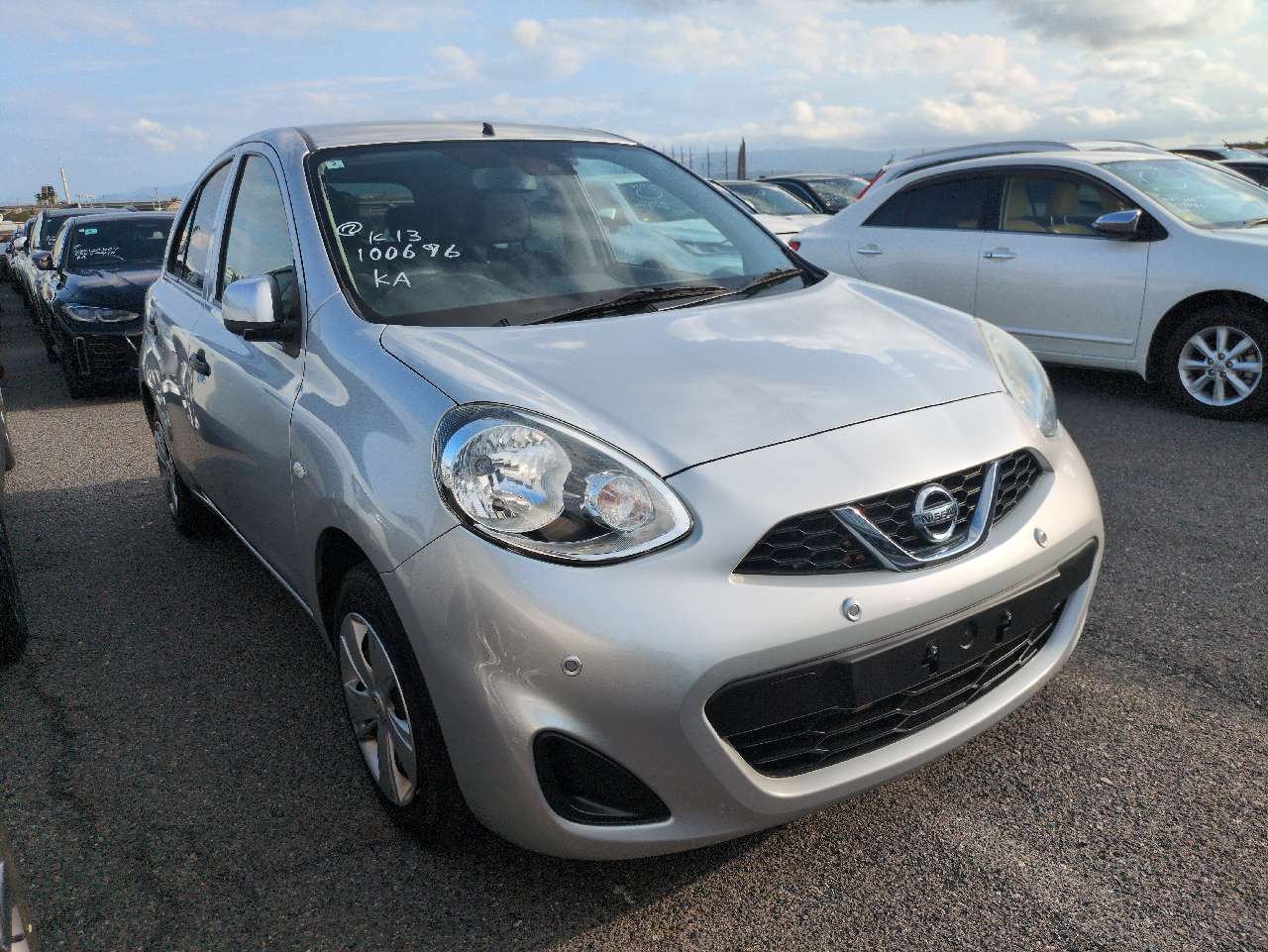 Nissan March 2023