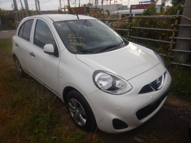 Nissan March 2022