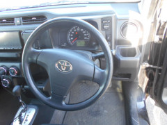 Toyota Succeed Van 2015