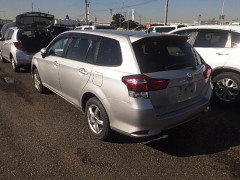 Toyota Corolla Fielder 2015