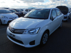 Toyota Corolla Axio 2014