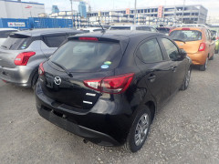 Mazda Demio 2016