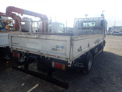 Isuzu Elf Truck 2014