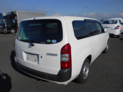 Toyota Succeed Van 2015