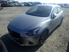 Mazda Demio 2016
