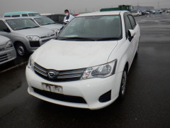 Toyota Corolla Axio 2014