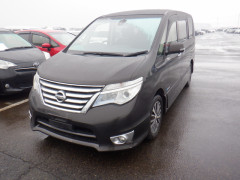 Nissan Serena 2014