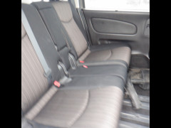 Nissan Serena 2014