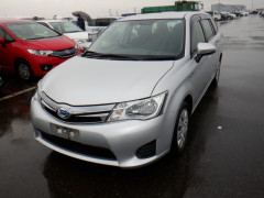 Toyota Corolla Fielder 2014