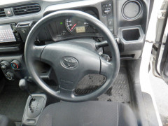 Toyota Succeed Van 2015