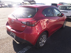 Mazda Demio 2015