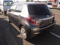 Toyota Vitz 2014