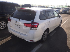 Toyota Corolla Fielder 2015