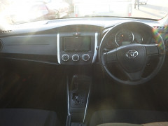 Toyota Corolla Fielder 2015