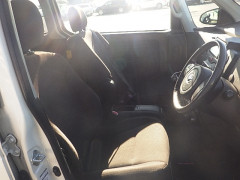 Toyota Porte 2014