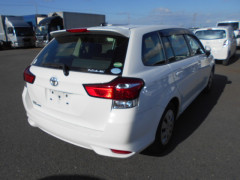 Toyota Corolla Fielder 2015