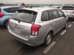Toyota Corolla Fielder 2014