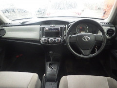 Toyota Corolla Axio 2014