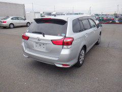 Toyota Corolla Fielder 2015