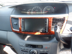 Toyota Noah 2007