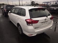 Toyota Corolla Fielder 2015