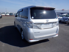 Toyota vellfire 2014
