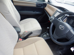 Toyota Corolla Axio 2014