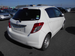 Toyota Vitz 2014