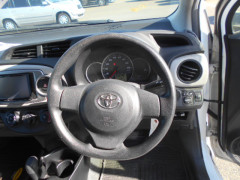 Toyota Vitz 2014