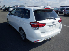 Toyota Corolla Fielder 2016