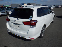 Toyota Corolla Fielder 2016