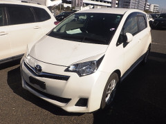 Toyota Ractis 2014