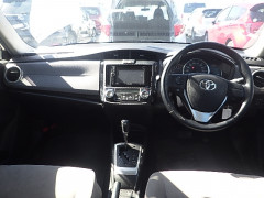 Toyota Corolla Axio 2014