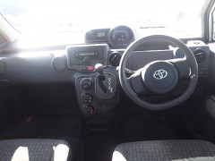 Toyota Spade 2014