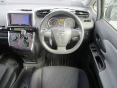 Toyota Wish 2012