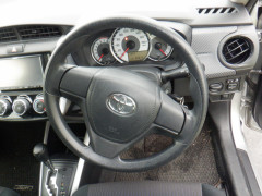 Toyota Corolla Fielder 2015