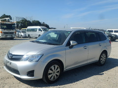 Toyota Corolla Fielder 2014