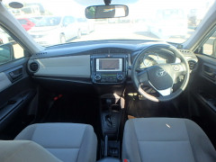 Toyota Corolla Axio 2014