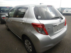 Toyota Vitz 2013