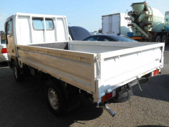 Mazda Titan Dash 2003